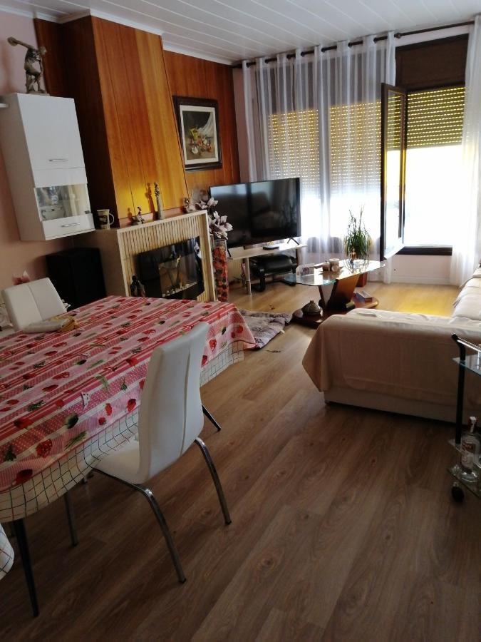 Habitacion Individual En Tarrega Apartment Exterior photo